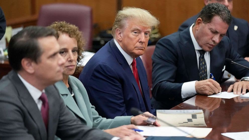 Eski ABD Başkanı Trump, bugün hakim karşısına çıkacak