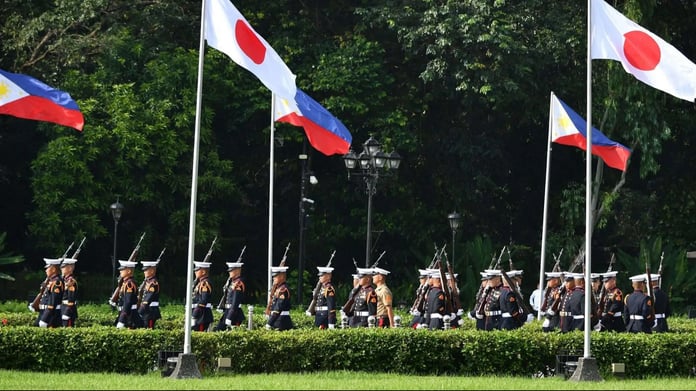 Filipinler Senatosu Japonya ile yeni savunma anlaşmasını onayladı
