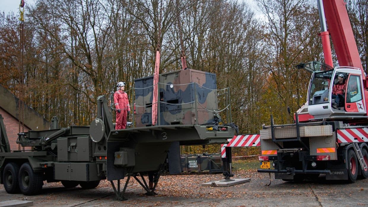 Hollanda, Ukrayna'ya 3 Patriot hava savunma sistemi teslim etti