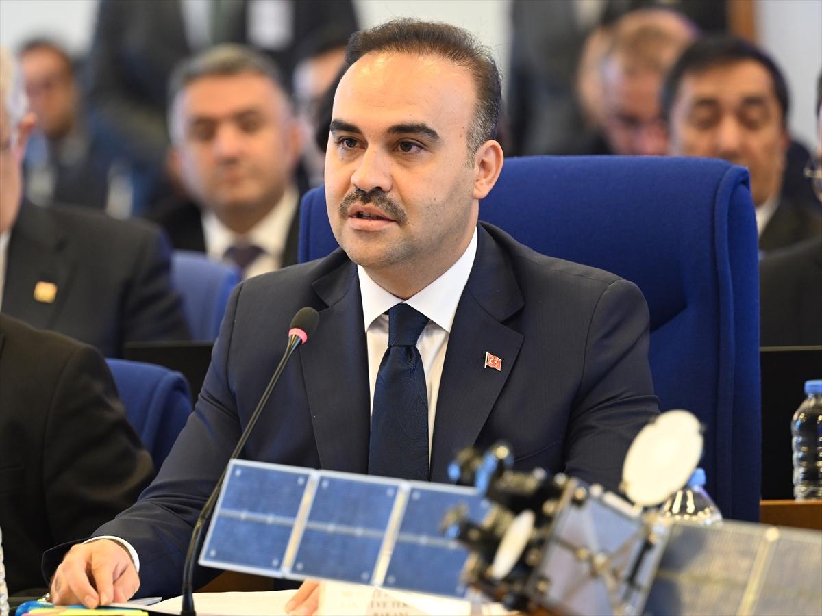 Kacır: Türkiye'yi Ileri Teknoloji Üretim Merkezi Hale Getireceğiz