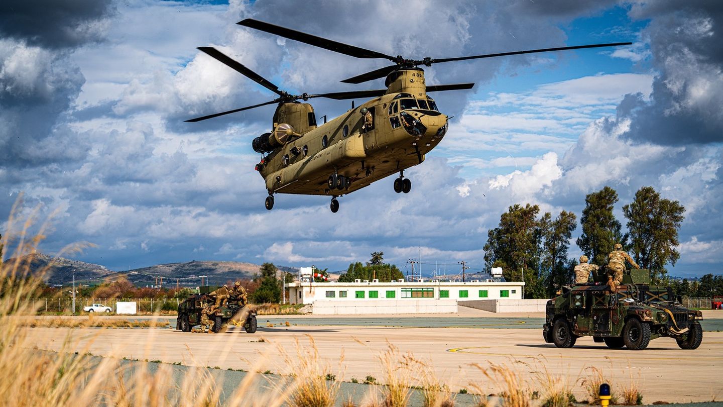 ABD, Güney Kıbrıs’ta gizlice helikopter üssü kuruyor