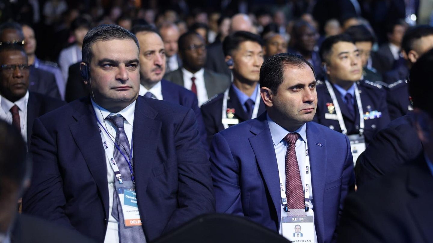 Ermenistan, Güney Kore’den silah almak için atağa geçti