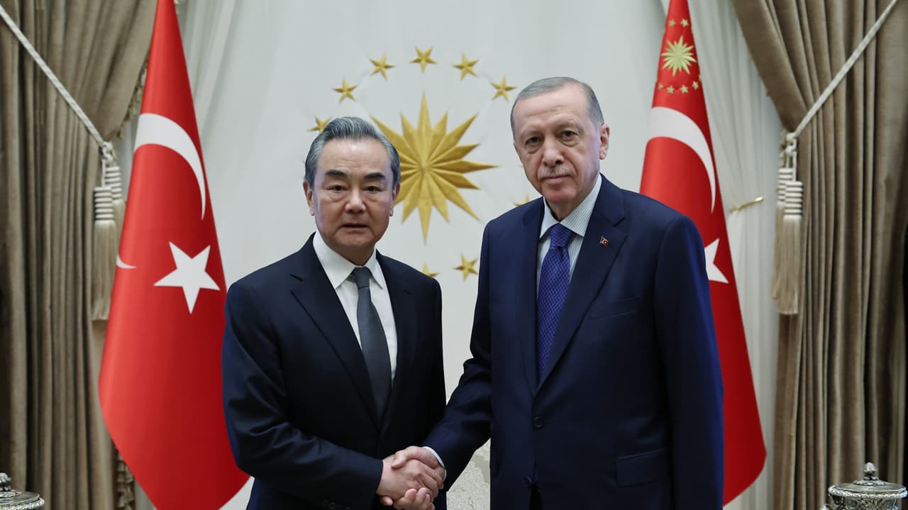 Wang Yi ilk yurtdışı ziyaretini niçin Türkiye’ye yaptı?