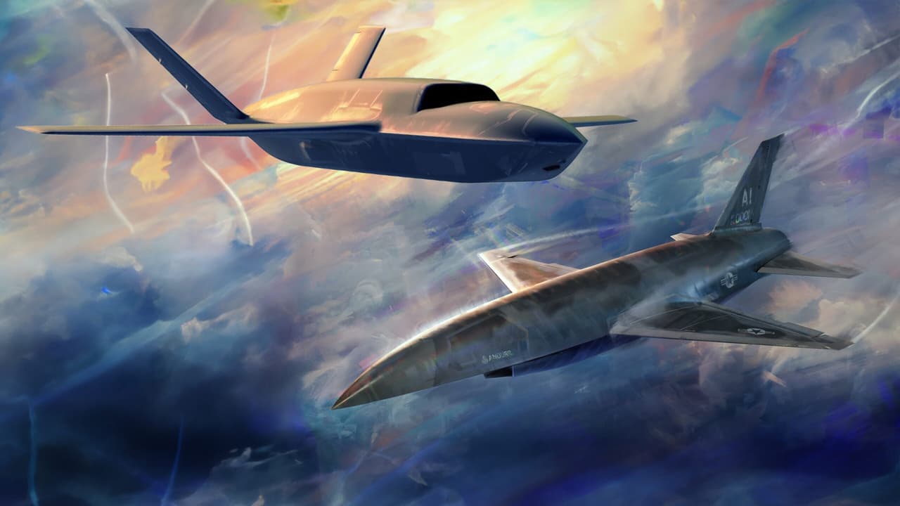 Anduril ve General Atomics yeni savaş uçağı maketlerini sergiledi