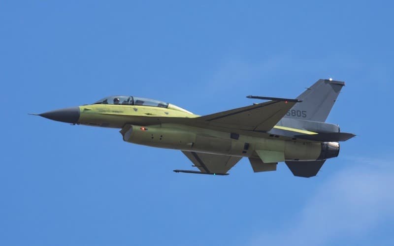 Tayvan, modernize edilen F-16V savaş uçağının test uçuşlarını tamamladı