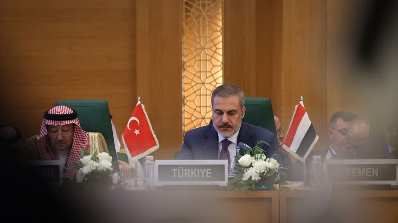 Arab News: Türkiye ve Suudi Arabistan, Gazze için diplomatik cephede savaşıyor