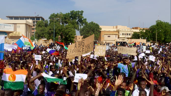 Politico: Afrika’da Fransa için vakit doldu