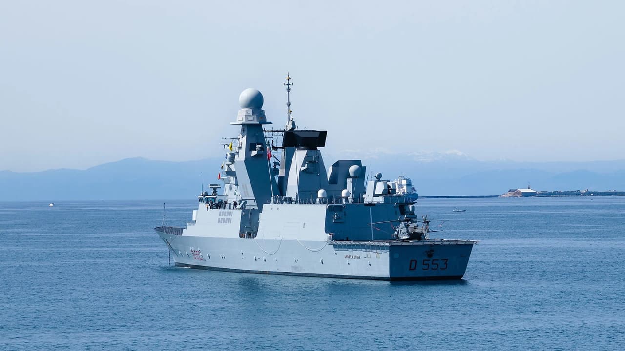 Türk Donanması'nın son projelerini hayata geçirmesinin ardından Yunanistan harekete geçti