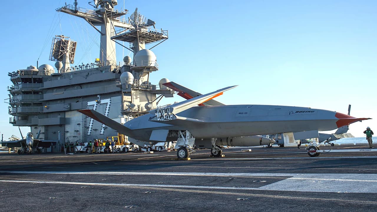 ABD uçak gemisi USS George Bush'a İHA Kontrol Merkezi kuruluyor