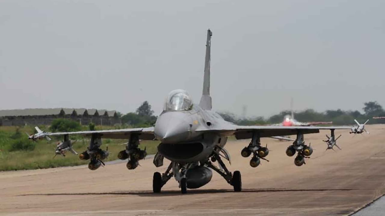 ABD, Tayland’a F-16 Blok 70 savaş uçağını önerdi