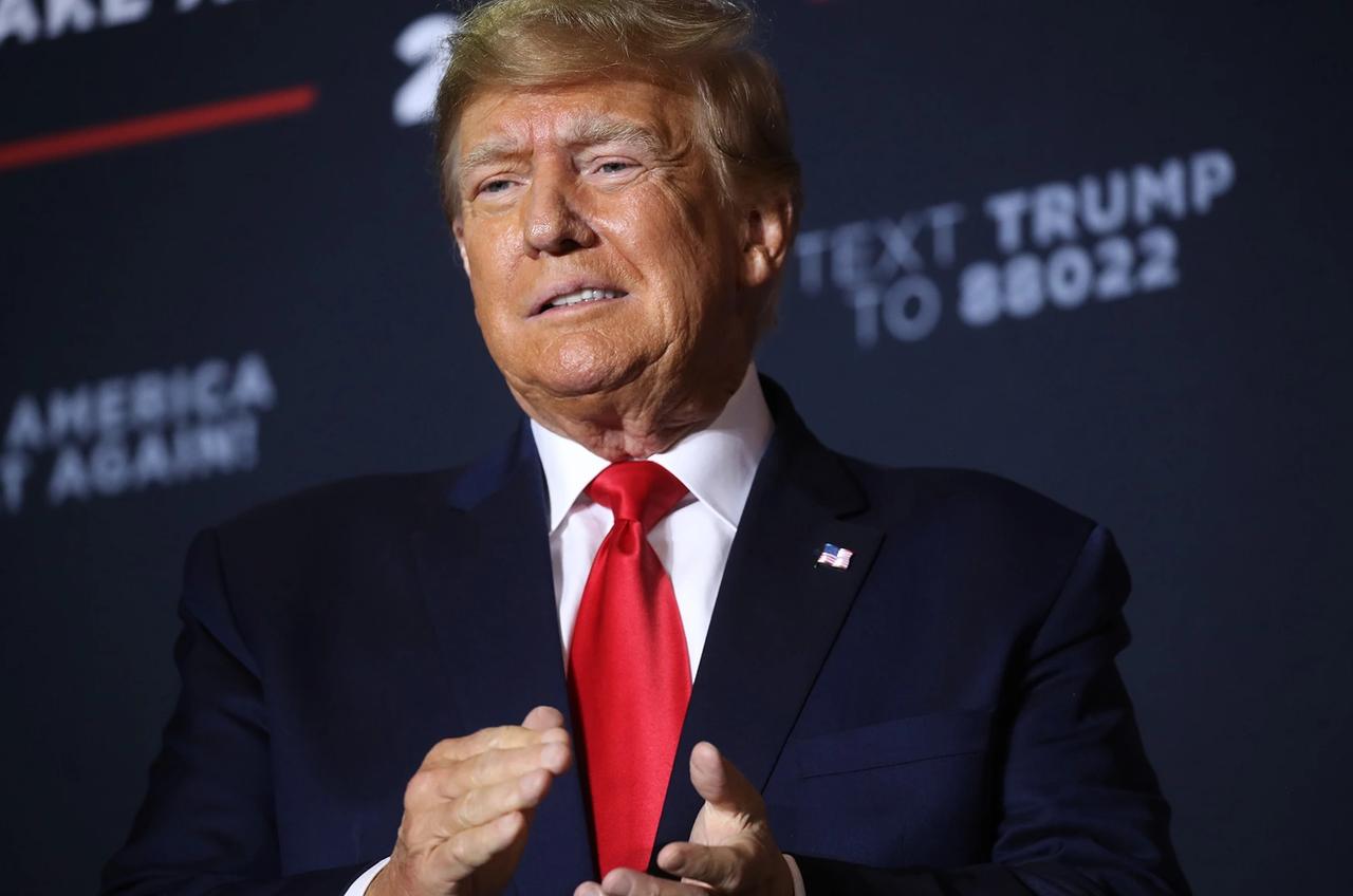 Eski ABD Başkanı Trump hakkında gizli belgeleri saklama davası 20 Mayıs 2024'te başlayacak