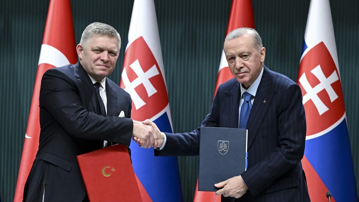 Türkiye ve Slovakya arasında askeri anlaşma imzalandı