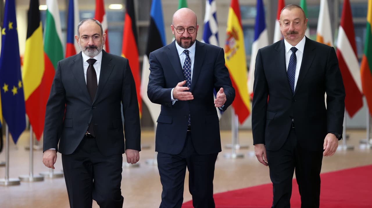 Azerbaycan ile Ermenistan kalıcı barışa çok yakın