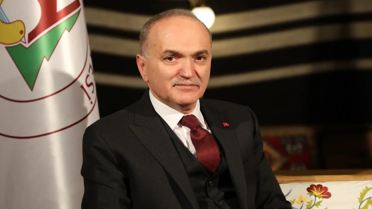 Düzce Belediye Başkanı'ndan sokak hayvanları için eleştiri