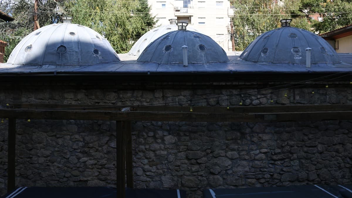 Kosova'da Osmanlı mirası tarihi hamam satışa çıkarıldı