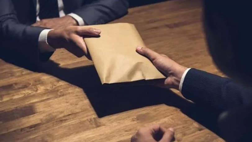 Somali’de üst düzey hükümet yetkililerine yolsuzluk suçlaması