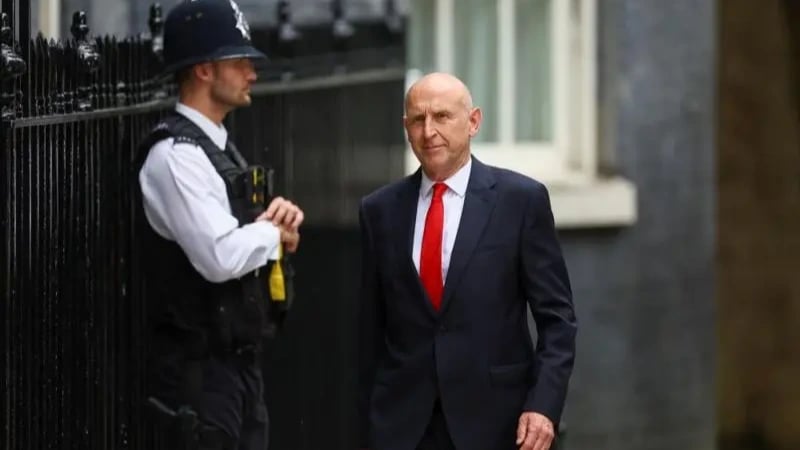 İngiltere'nin yeni Savunma Bakanı John Healey.