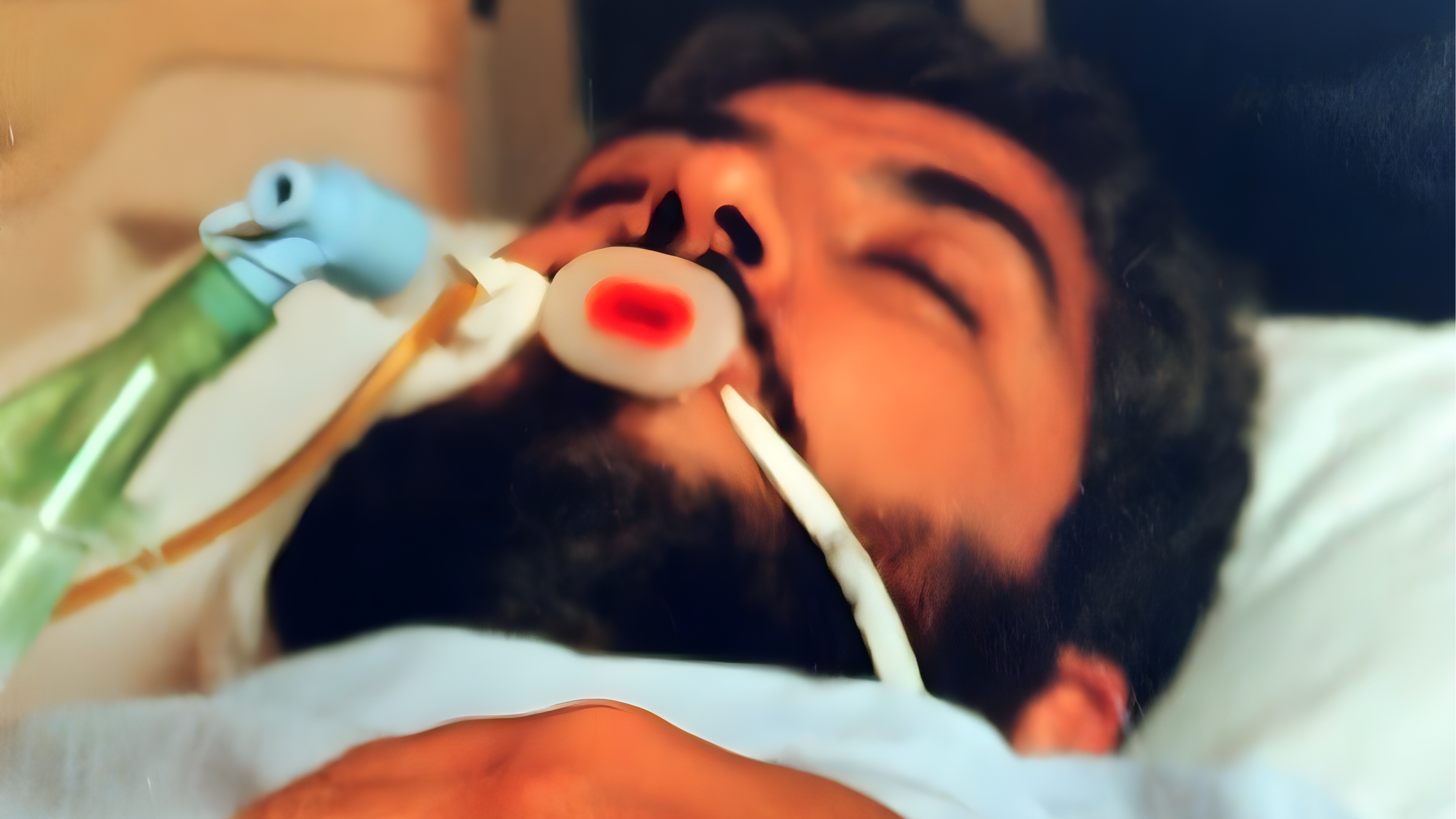 MOSSAD ajanı Halid Meşal'e zehir enjekte etti ve Meşal komaya girdi.