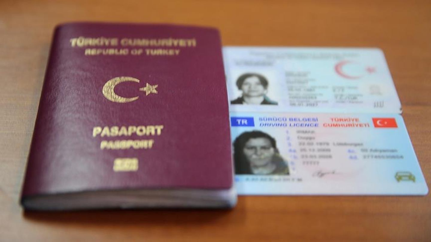 2025 pasaport harcı ne kadar? Yeniden değerleme oranı yüzde 43,93 olarak belirlendi