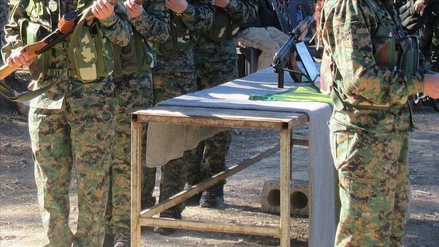 PKK/YPG, Haseke ve Halep'te 50 Genci Silah Altına Alıyor
