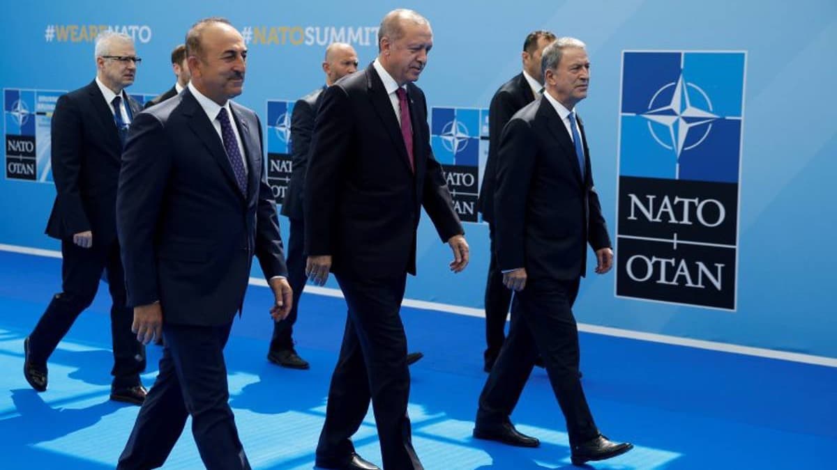 Türkiye, Doğu-Batı'da Kritik Güç Olarak Ortaya Çıkıyor