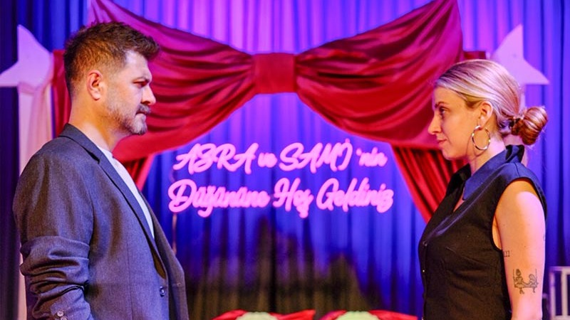 Melis İşiten ve Şahin Irmak'ı buluşturan "Seni Seviyorum İyi ki Ayrılmışız"