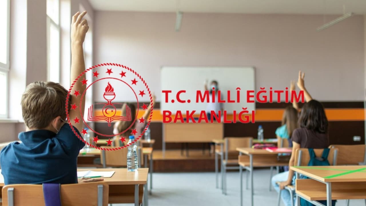 Özer'den 15 Mayıs Açıklaması: Okullar Tatil Mi? Eğitimde Ara mı?