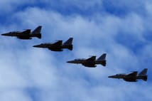 Filipinler 40 adet yeni savaş uçağı alacak