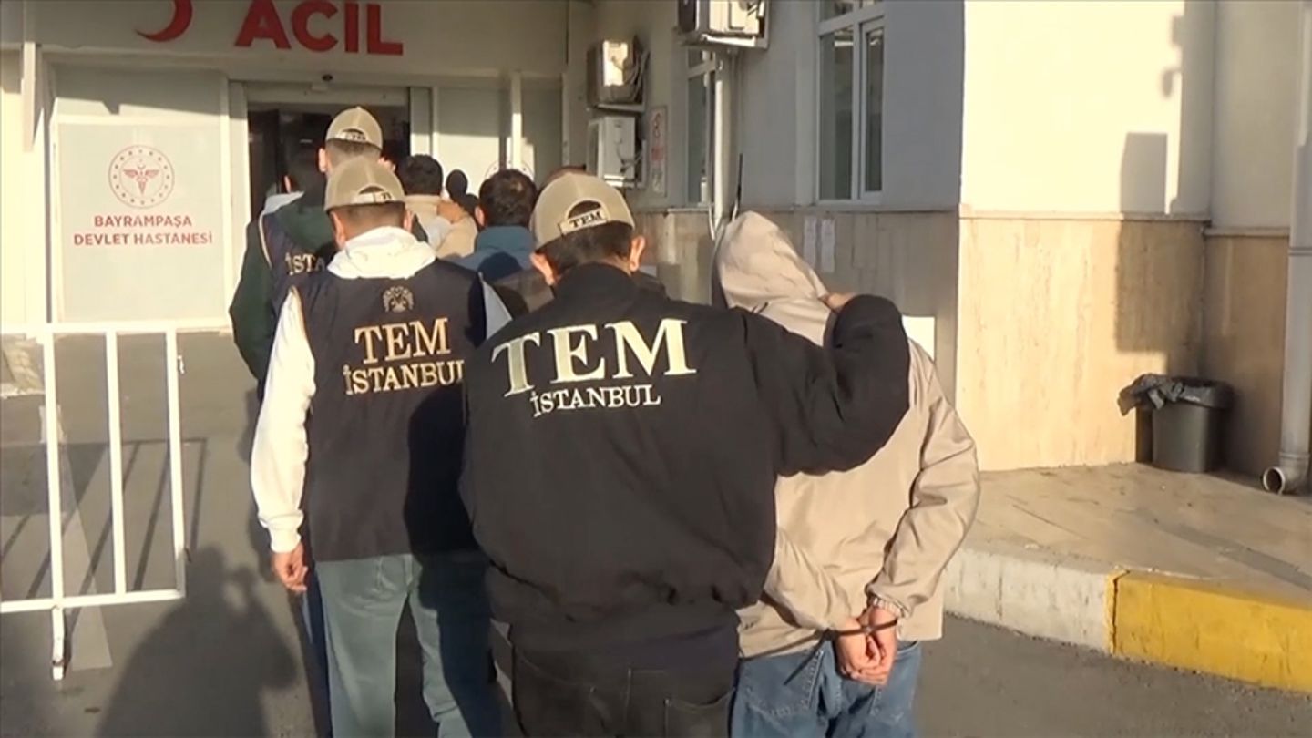 Terör örgütü PKK'ya yönelik İstanbul merkezli operasyonda 30 şüpheli tutuklandı