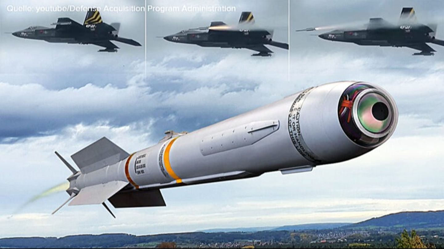 Alman IRIS-T füzesi Güney Kore'nin KF-21 savaş uçağından ilk kez canlı olarak ateşlendi