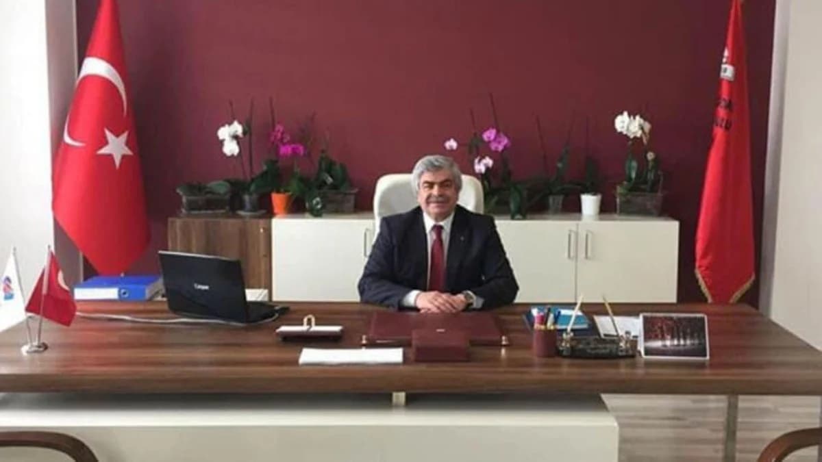 Depremzede başörtülü öğrenciyi okula almayan müdüre para cezası