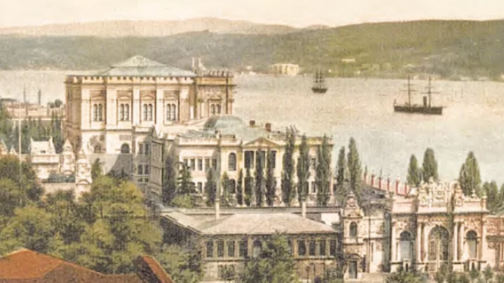 Dolmabahçe Sarayı