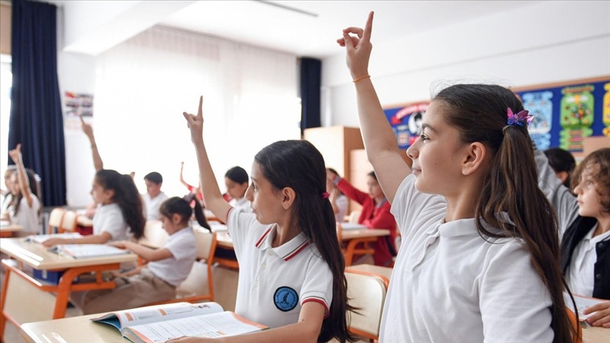 İlkokul öğrencileri. Fotoğraf: AA