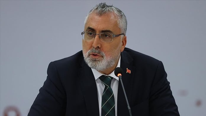 Işıkhan: Kamu çalışanlarımızı enflasyona ezdirmedik