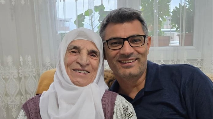 Yusuf Dikeç annesiyle ilgili fotoğrafa açıklama yaptı! Yusuf Dikeç aslen nereli?