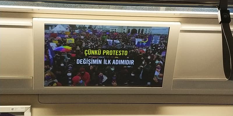 İBB metrolarında LGBT reklamı