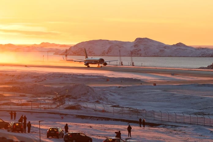 AB, Grönland'a asker yerleştirebilir