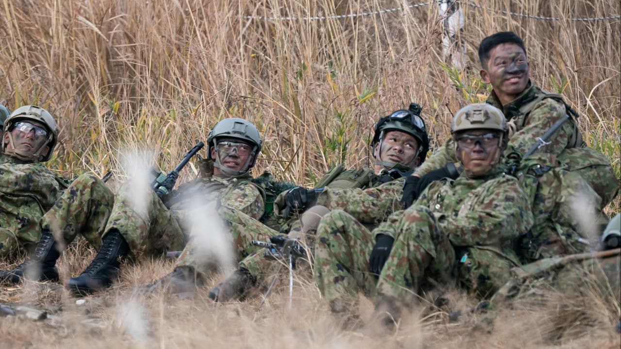 Japonya rekor savunma bütçesini onayladı