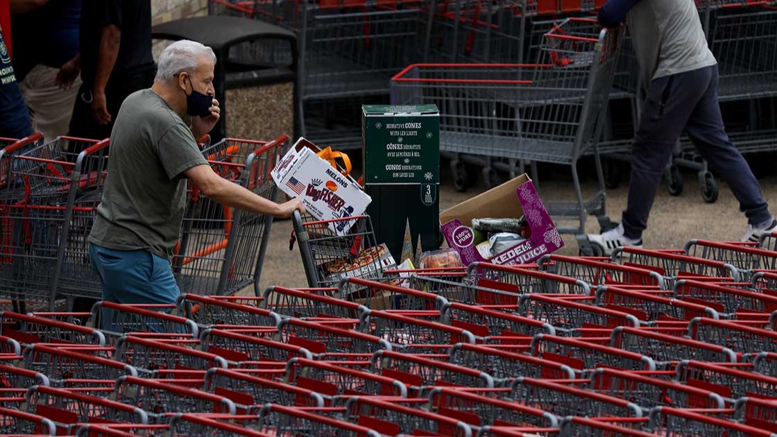 ABD'de bir süpermarket otoparkı. Fotoğraf: AA