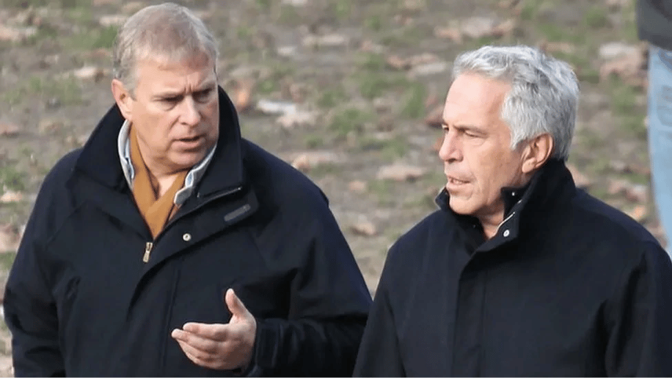 İngiltere Prensi Andrew (solda), Jeffrey Epstein (sağda) / Fotoğraf (BBC)