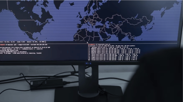 İsviçre istihbaratı sanal casuslarını internette konuşlandıracak