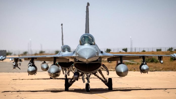 ABD'den F-16 tedarikinde imzalar atıldı