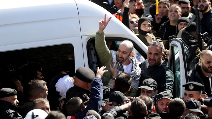 369 Filistinli esir özgürlüğüne kavuştu