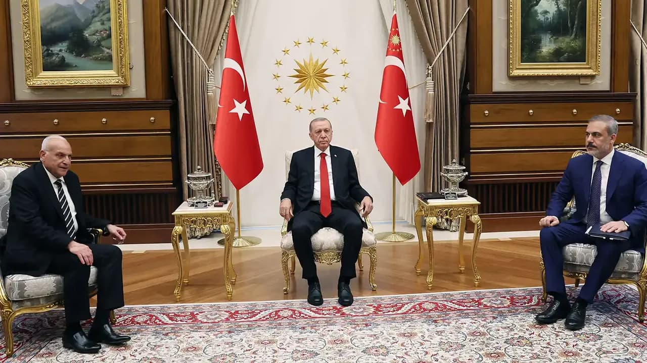 Türkiye, Cezayir'de Fransa'nın Yerini Alıyor!