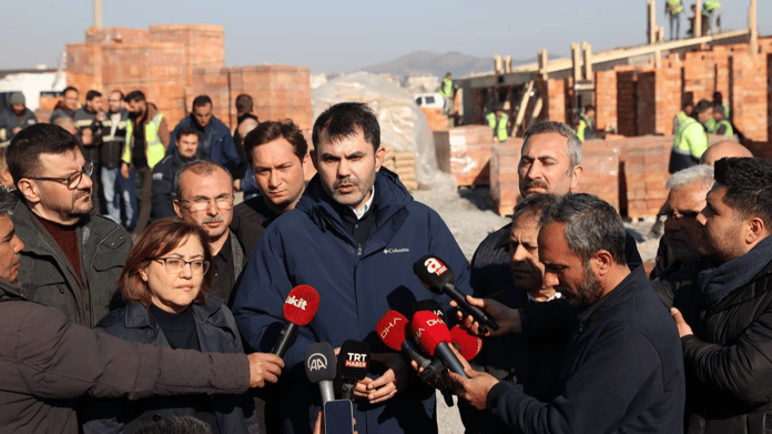 Bakan Kurum Gaziantep'te incelemelerde bulundu
