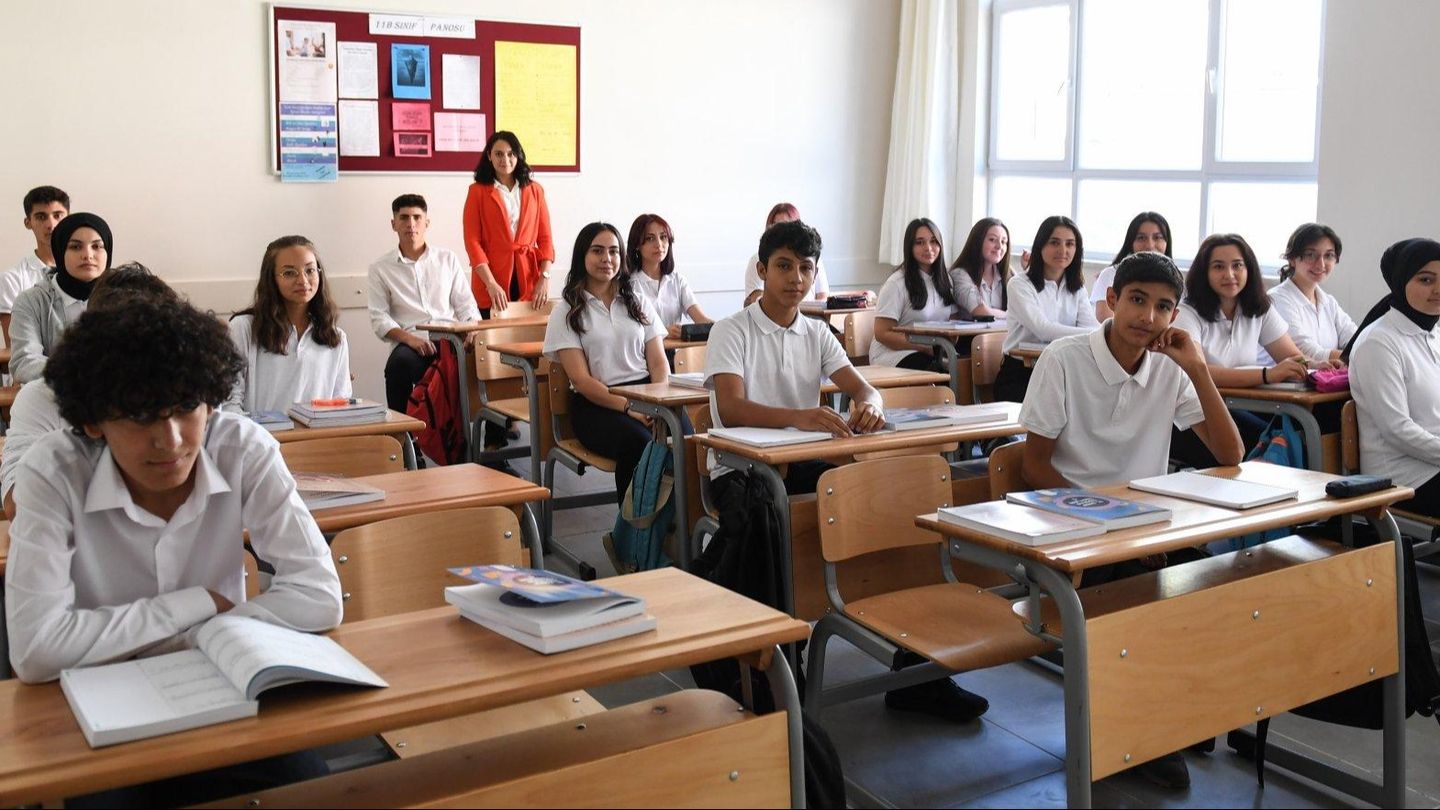 Liselerde yeni dönem: 3+1 sistemi geliyor! Normal Lise ve İleri Lise nedir?