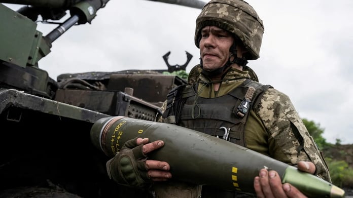 Çekya’nın Ukrayna’ya 3.200 avroya sattığı 155mm mermileri Türk firması 2.700 dolara sattı