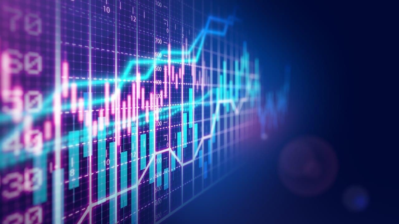İngiltere Merkez Bankası: Faizler uzun süre yüksek kalacak