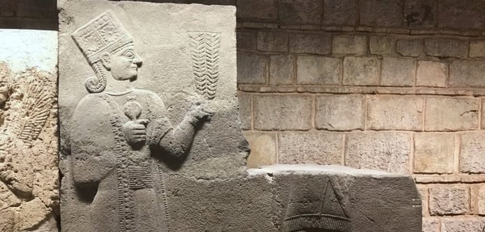 Tarihte adı bilinen en eski kadın devlet başkanı olan Kraliçe Kubaba kimdir?