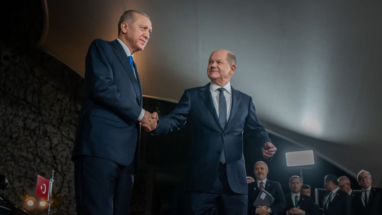 Alman Yetkili: Çıkarlarımıza aykırı kullanım riski oldukça Türkiye’ye silah satışı gündemde değil